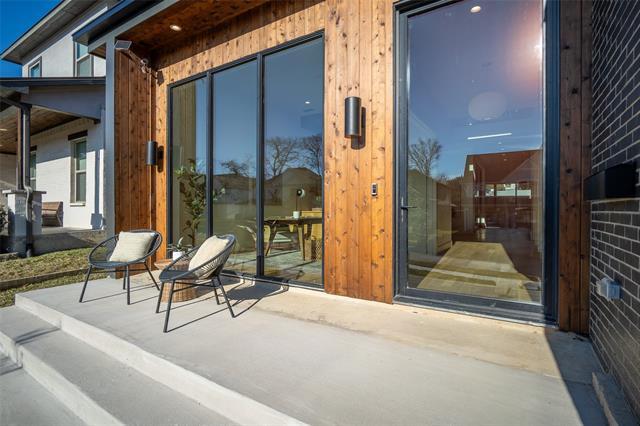 Building Photo - 7319 Casa Loma Ave