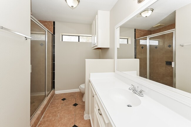 Building Photo - 11943 Kleinfields Dr