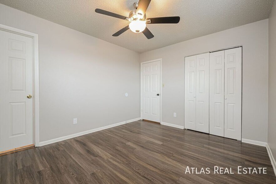 Building Photo - 10290 Benton St