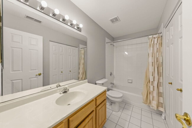 Building Photo - 120 Iliad Dr