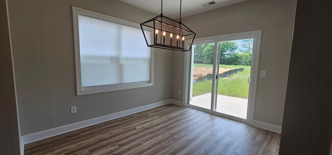 Building Photo - BRAND NEW! Lebanon Home For Lease