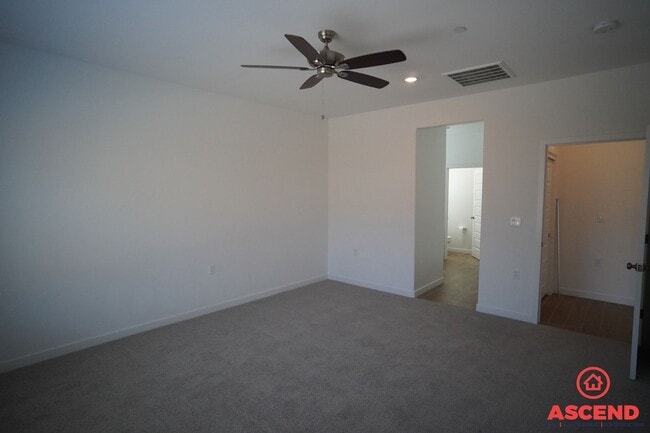 Building Photo - Beautiful New Home Off Gosford and McCutchen!