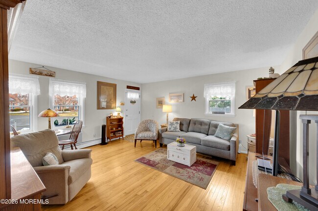 Building Photo - 310 Maryland Ave