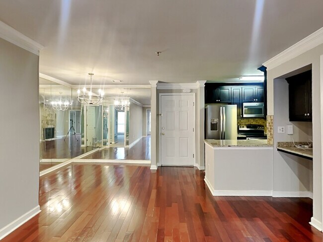 Building Photo - 3201 Lenox Rd NE