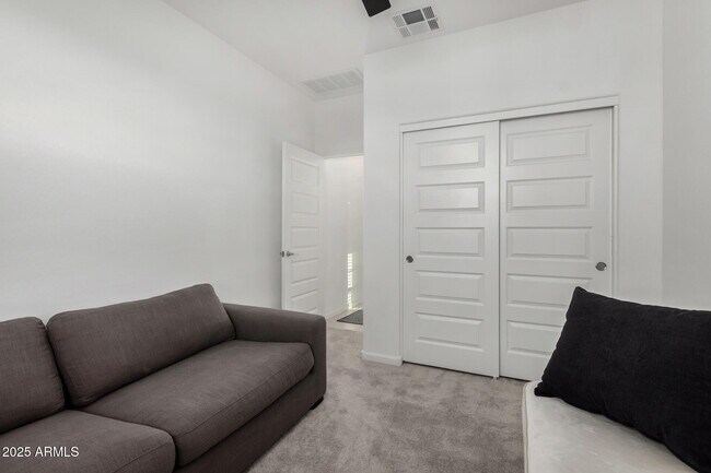 Building Photo - 23115 E Twilight Dr