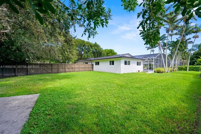 Building Photo - 8330 SW 171st St