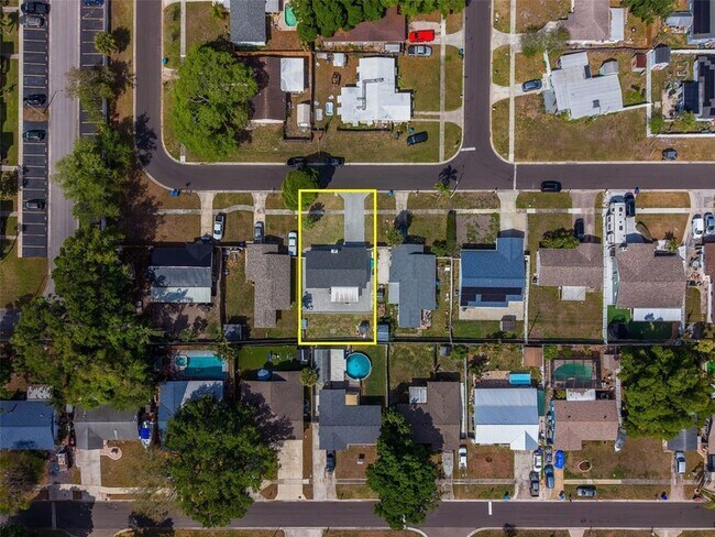 Building Photo - 7849 86th Way N