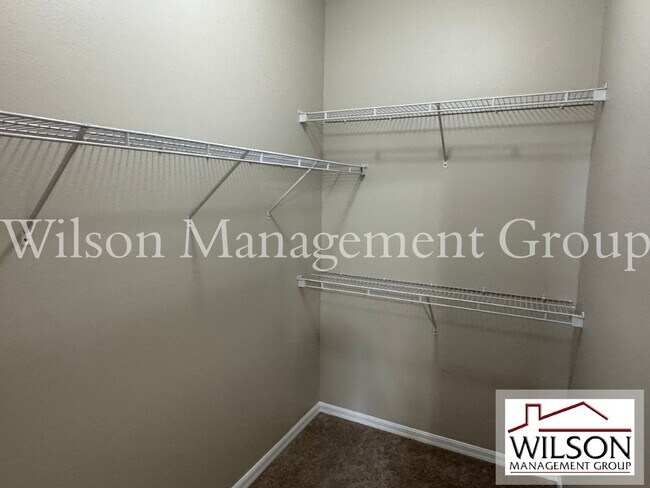 Building Photo - 5004 Adair Oak Dr