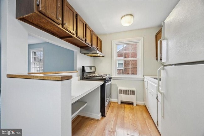 Building Photo - 11 Trent Rd