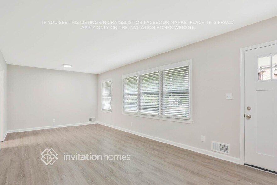 Building Photo - 3007 Lavista Ct