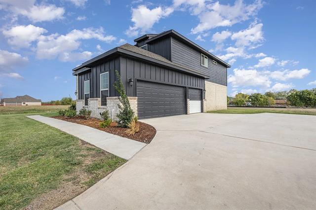 Building Photo - 180 Crystal Lk Ln