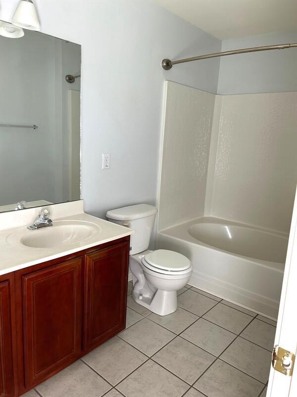 Building Photo - 109 Cambria Ct