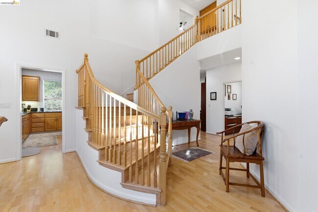 Building Photo - 257 Golf Links St