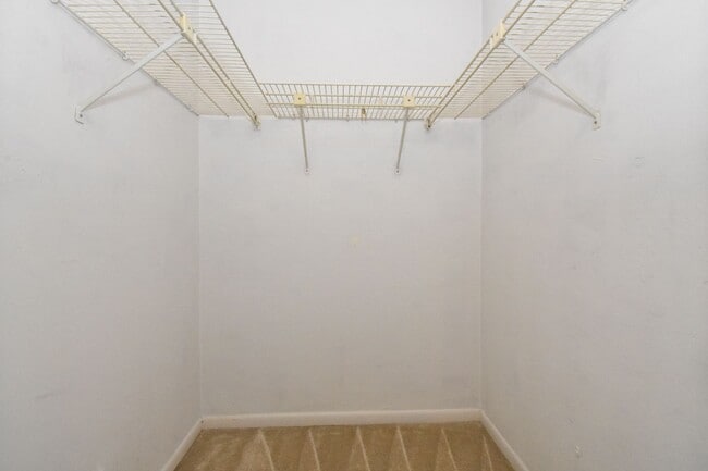 Building Photo - 2/2 Townhome in SW Gainesville - Available NOW!