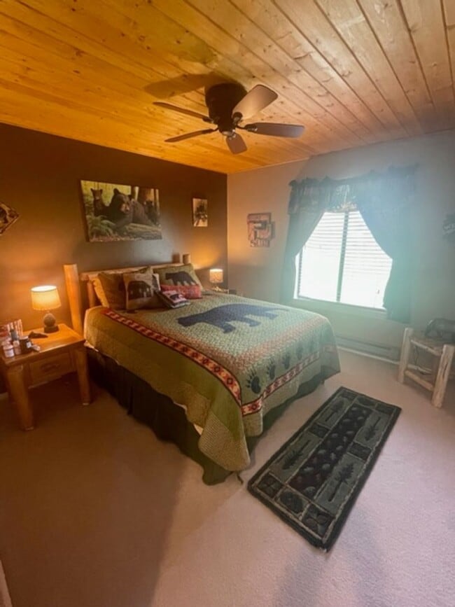 Building Photo - For Rent – Fully Furnished Home in Lake Hatcher