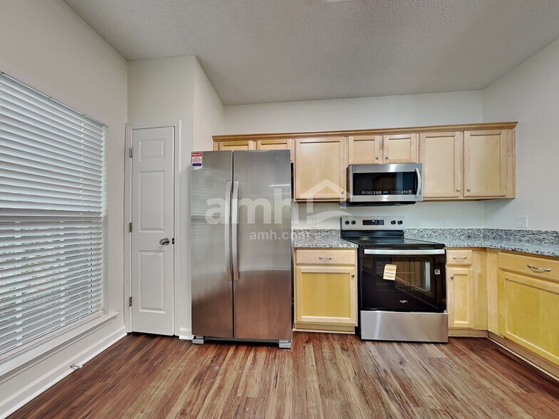 Building Photo - 116 Archwood Dr