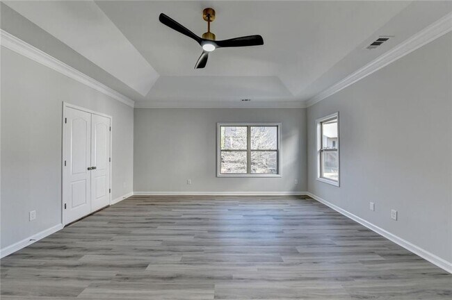 Building Photo - 4032 Ridge Grove Way