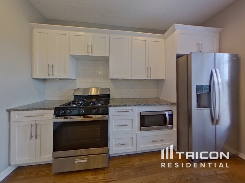 Building Photo - 210 Boca Ciega Ct