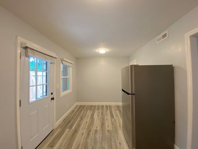 Building Photo - 331 Vineyard Park Ct