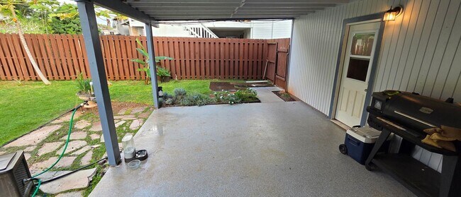 Building Photo - Mililani Town - Modern and spacious Four B...