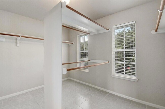 Building Photo - 2437 Cloud Peak Ln