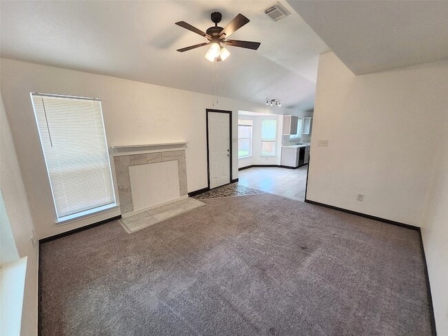 Building Photo - 4672 Heatherbrook Ln