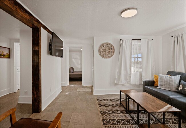 Building Photo - 2904 Berwick St