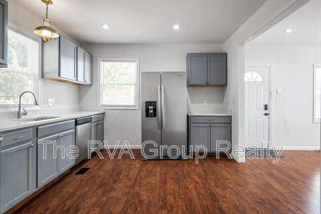 Building Photo - 2517 Haden Ave