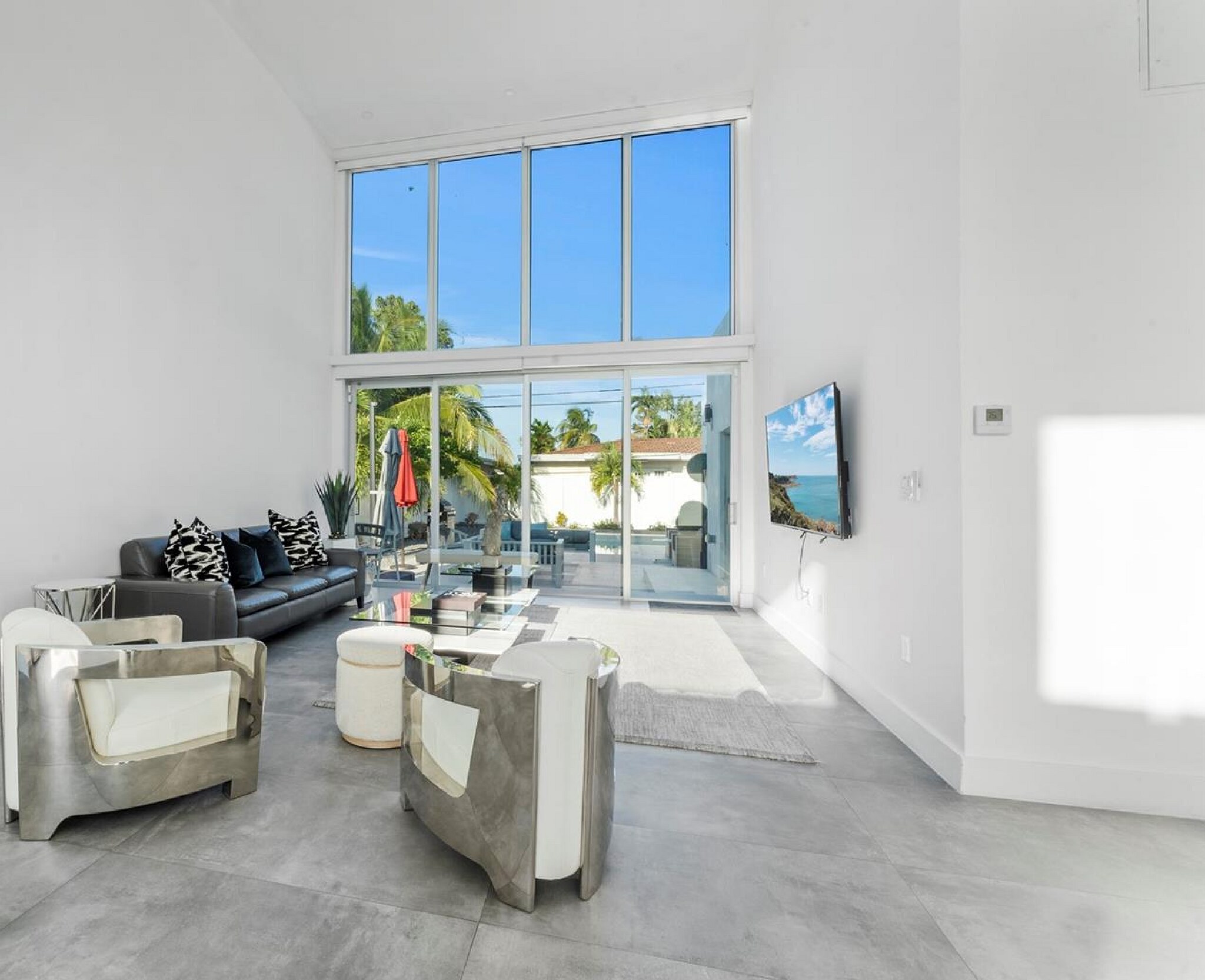 Building Photo - 7610 Bayside Ln