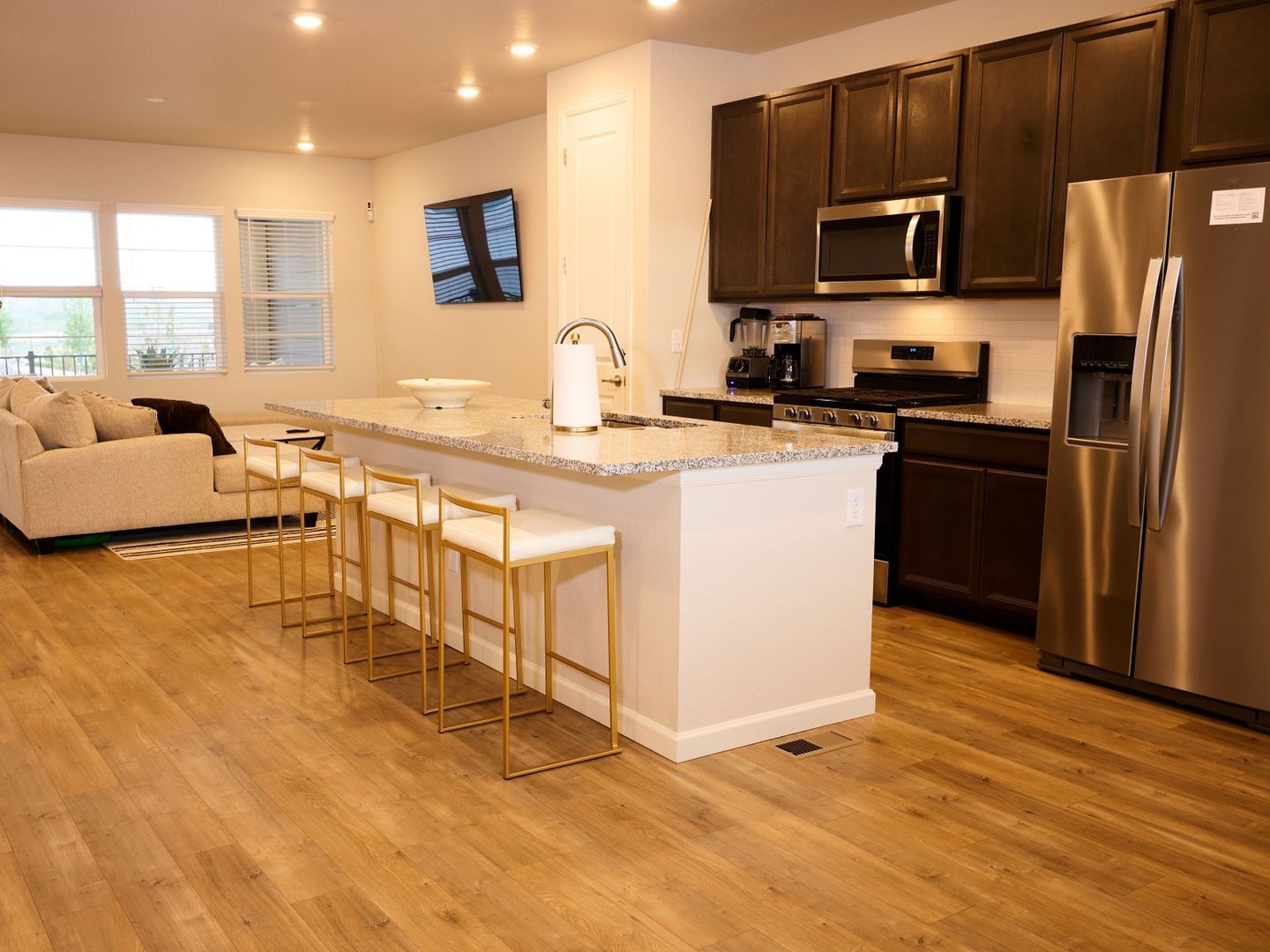 Building Photo - 8848 Fraser River Lp