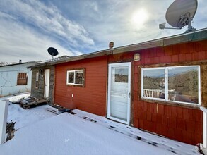 Building Photo - Pioche 2 Bedroom Home