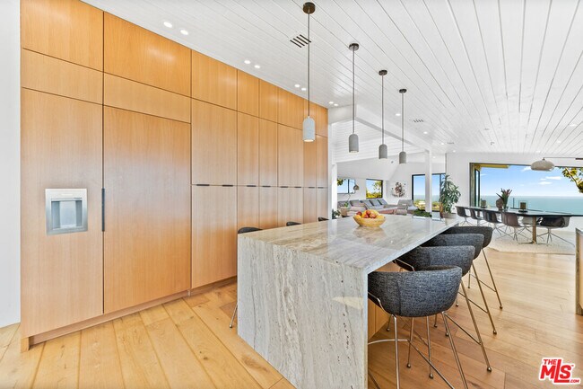 Building Photo - 23812 Malibu Crest Dr