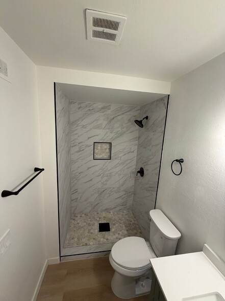 Building Photo - 2232 E Joana Dr