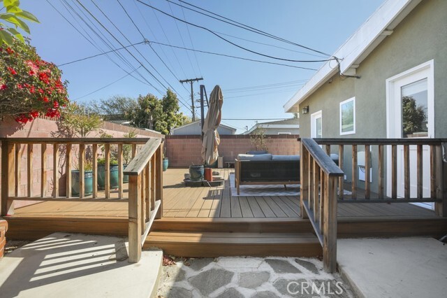 Building Photo - 22712 Kathryn Ave