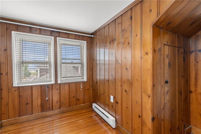 Building Photo - 52 Houston Ave