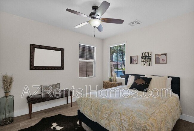 Building Photo - 32718 N 18th Ln