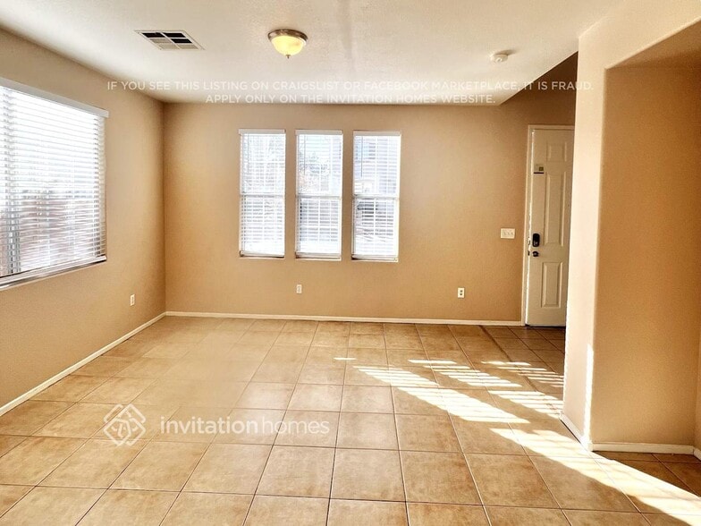 Building Photo - 1235 La Ballena Trail