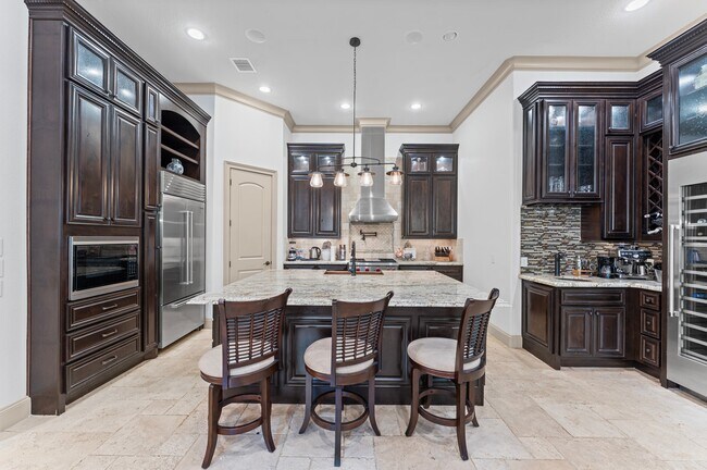 Building Photo - 102 La Vie Dr