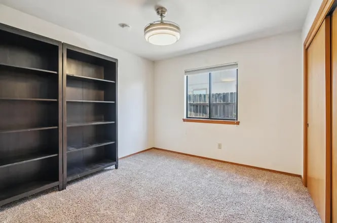 Building Photo - 2553 Candlewood Dr