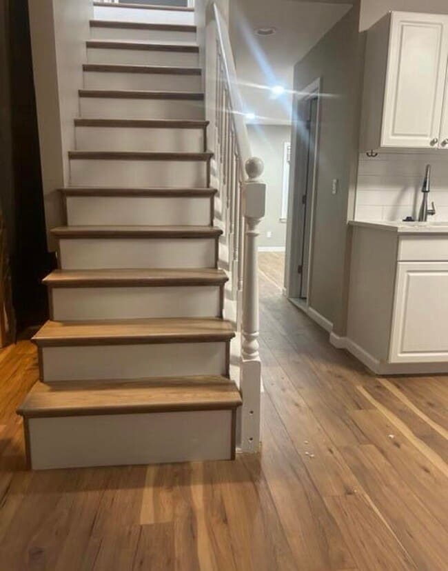 Building Photo - 1977 Princeton Rd