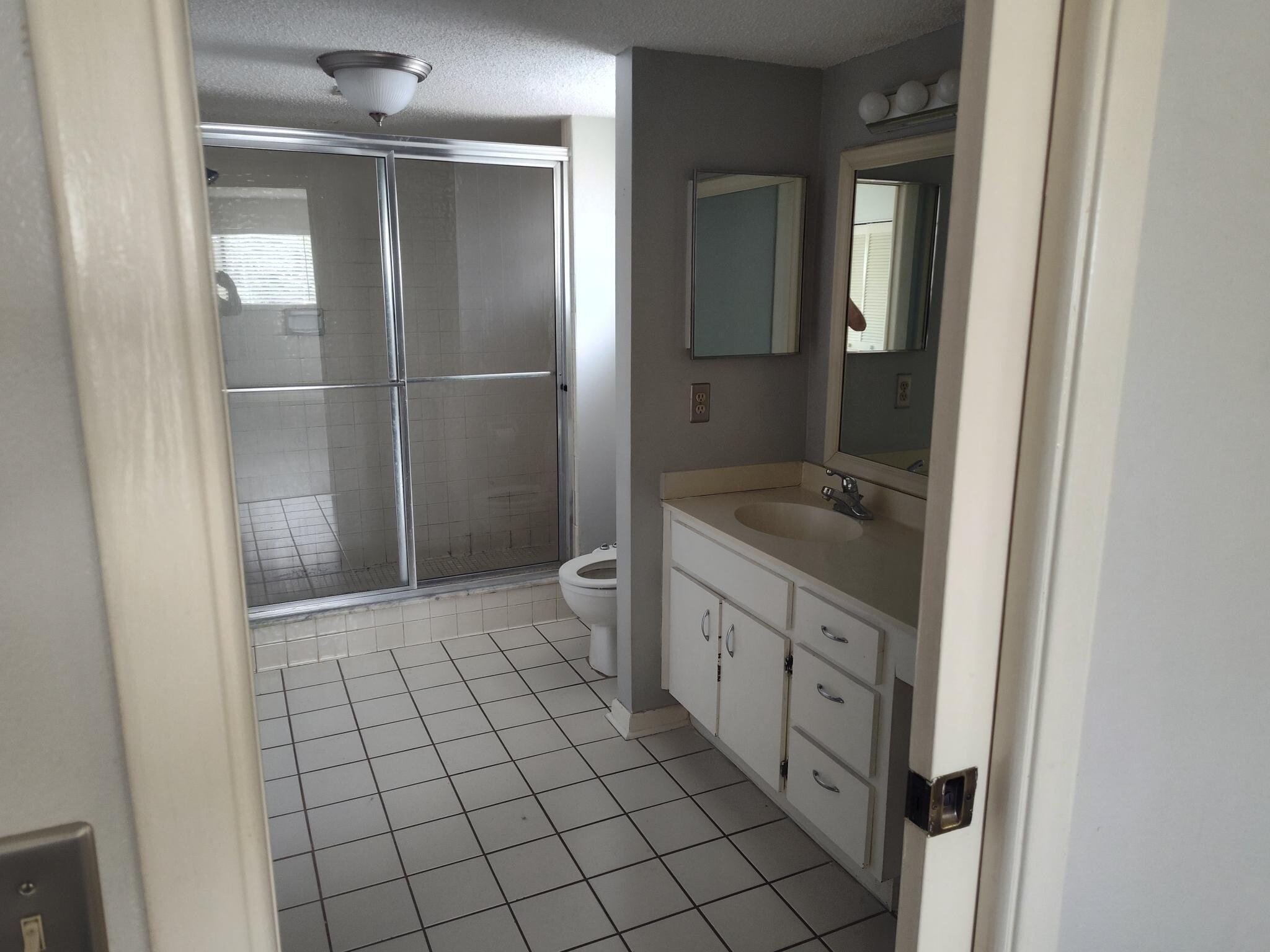 Master Bathroom - 2440 Winding Creek Blvd