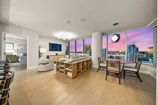 Building Photo - 888 W E St