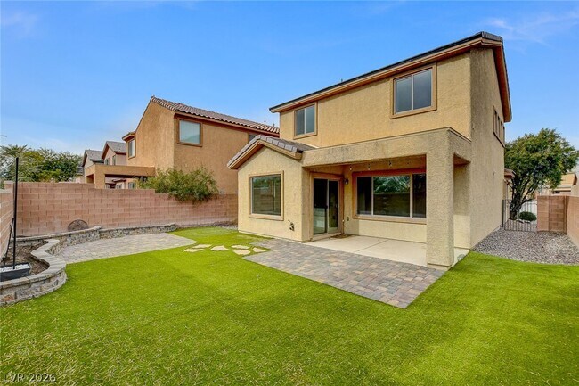 Building Photo - 4229 W Galapagos Ave