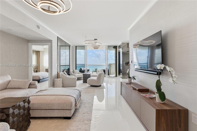 Building Photo - 17875 Collins Ave