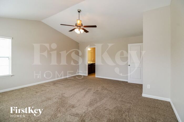 Building Photo - 1752 Abbott Oaks Dr