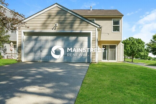 Building Photo - 4 Bedroom Pet-Friendly Home in JEFFERSONVILLE, IN with Main Street Renewal