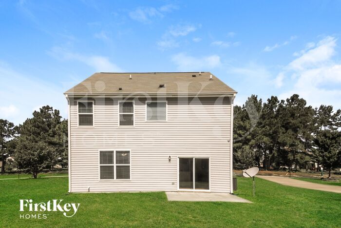 Building Photo - 5461 Emerald Spring Dr
