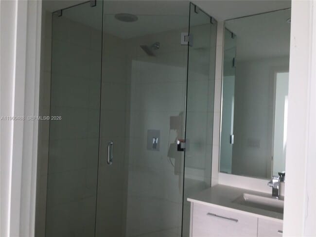 Building Photo - 650 NE 32nd St