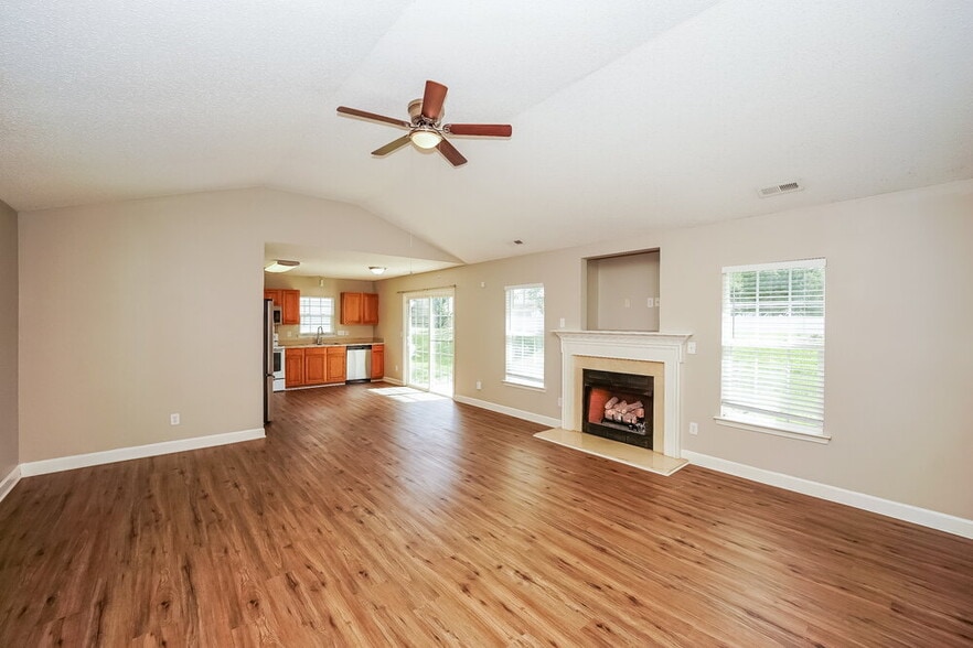 Building Photo - 5020 Wheat Dr SW