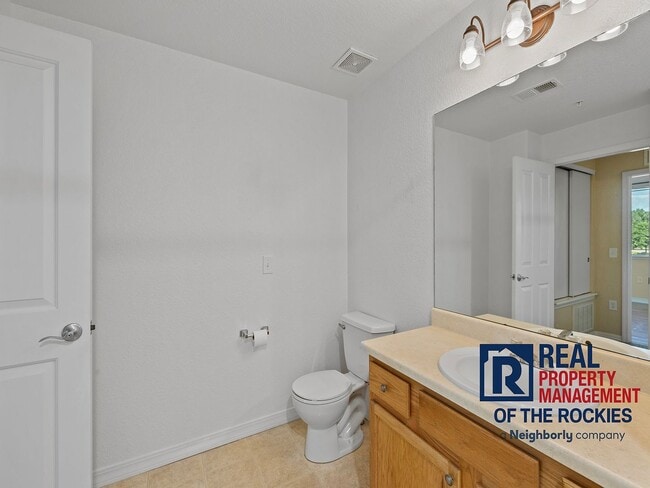 Building Photo - Amazing Condo in a Great Location!